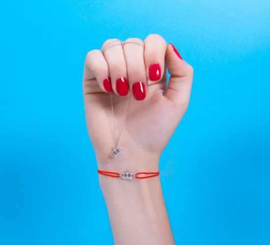 LETZ_VISU05_main_bracelet_rouge