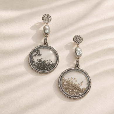 Boucles d'oreilles or blanc diamants noir et cognac Perles tahiti keshi - Eclat de Nuit